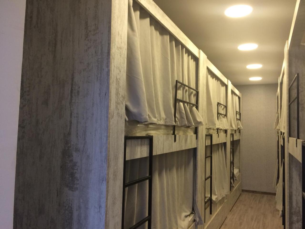 Blossom Hostel Updated ! Обновлено !!! City Center! Perfect Order!!! Snow-White Bed Linen!!! Идеальный Порядок!!! Белоснежное Постельное Белье!!! Центр Города !!! Tbiliszi Kültér fotó