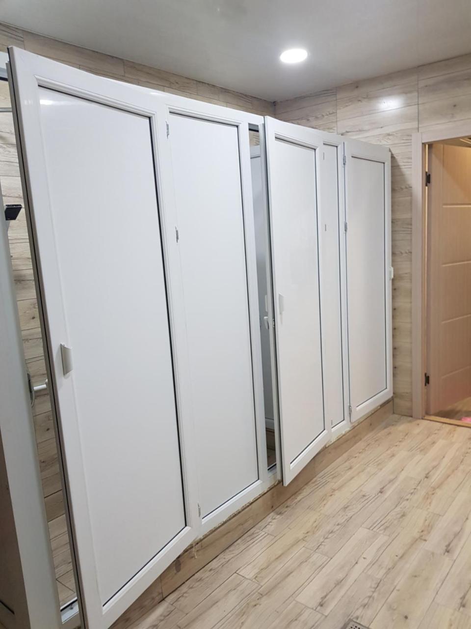Blossom Hostel Updated ! Обновлено !!! City Center! Perfect Order!!! Snow-White Bed Linen!!! Идеальный Порядок!!! Белоснежное Постельное Белье!!! Центр Города !!! Tbiliszi Kültér fotó