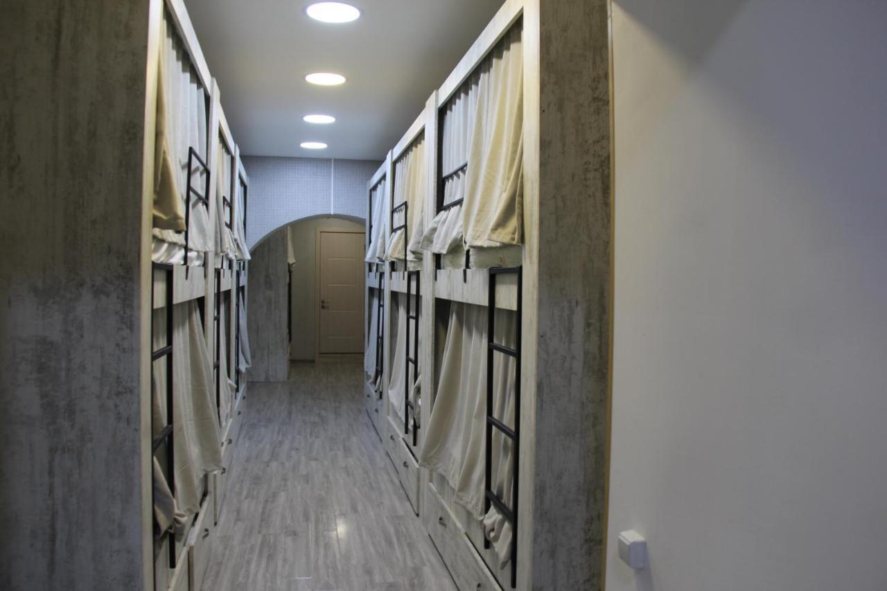 Blossom Hostel Updated ! Обновлено !!! City Center! Perfect Order!!! Snow-White Bed Linen!!! Идеальный Порядок!!! Белоснежное Постельное Белье!!! Центр Города !!! Tbiliszi Kültér fotó