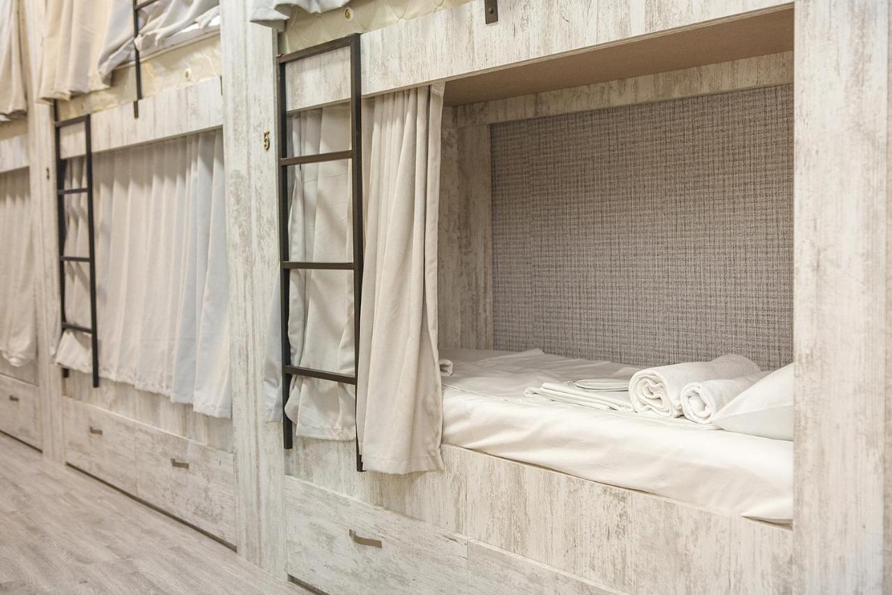 Blossom Hostel Updated ! Обновлено !!! City Center! Perfect Order!!! Snow-White Bed Linen!!! Идеальный Порядок!!! Белоснежное Постельное Белье!!! Центр Города !!! Tbiliszi Kültér fotó